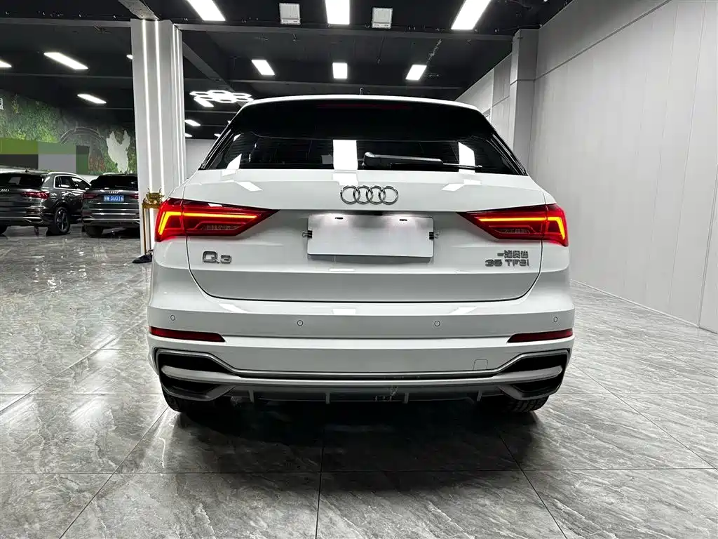 Audi Q3 2023 35 TFSI Fashion Dynamic (1.4T) фото 5