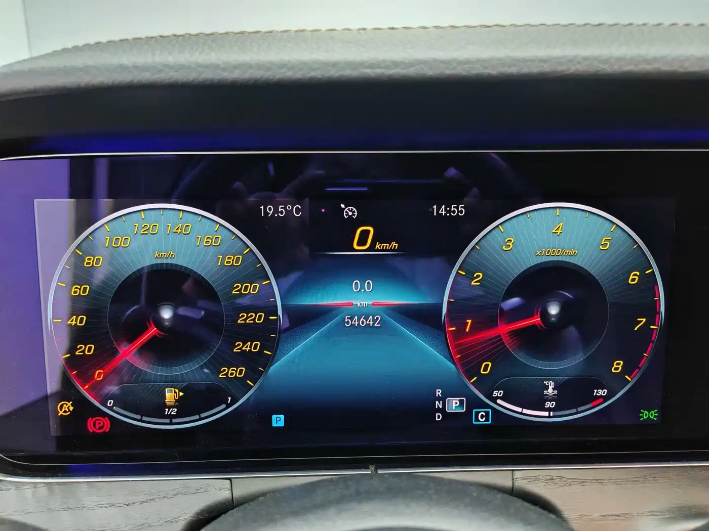 Mercedes-Benz E-Class 2021 E 300 L Sport Luxury Edition фото 8