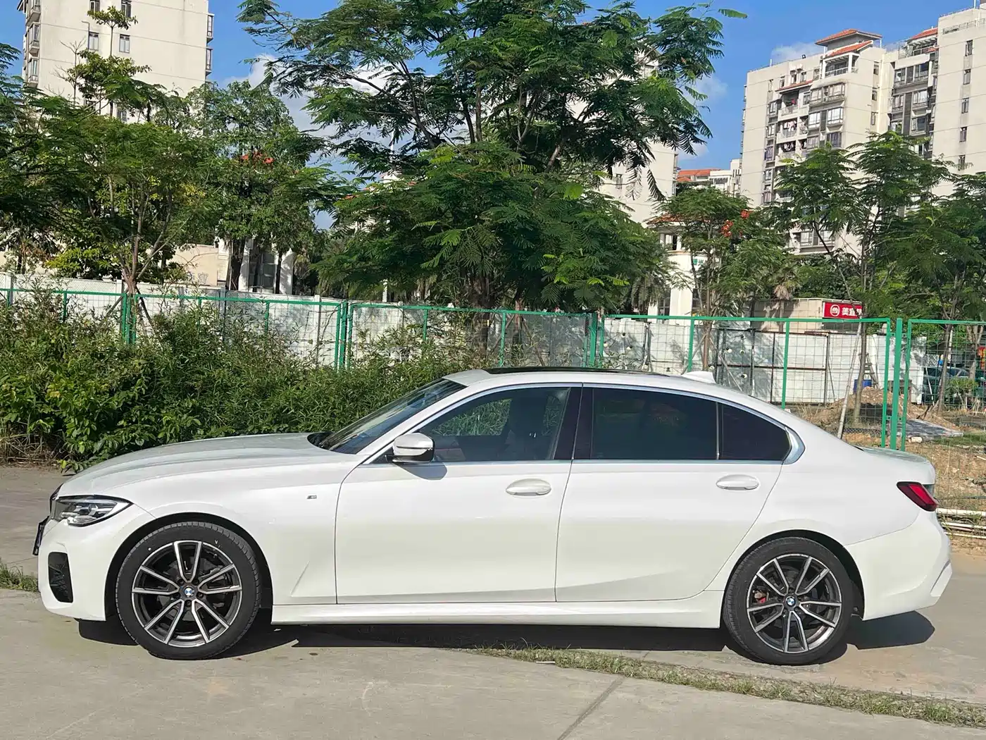 BMW 3 Series 2022 Facelift 320Li M Sport Package фото 3