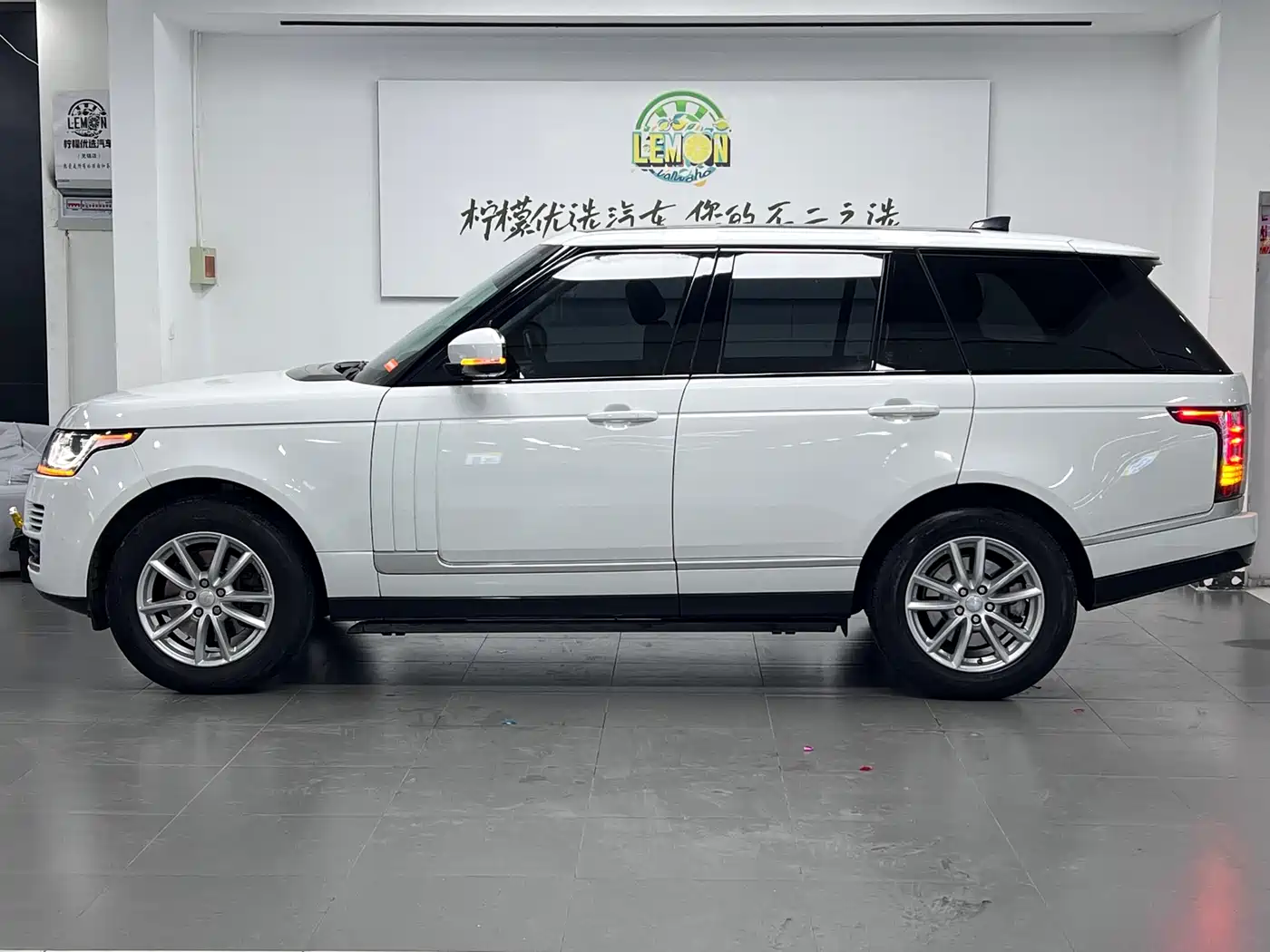 Land Rover Range Rover фото 8