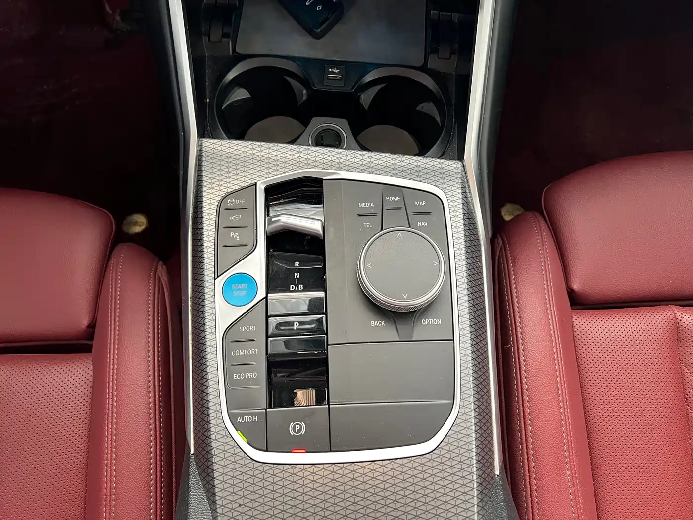 BMW i3 2024 eDrive 40 L Night Sport Package фото 10