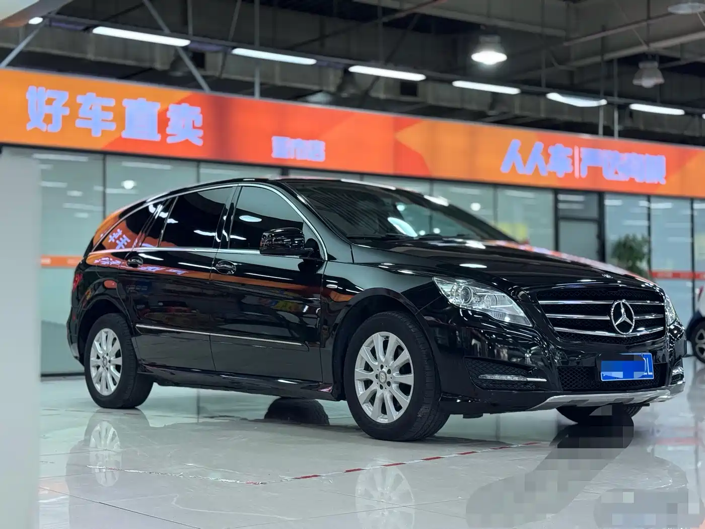 Mercedes-Benz R-Class 2017 R 320 4MATIC Business Collector's Edition фото 3