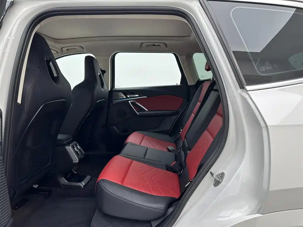 BMW iX1 2023 xDrive30L M Sport Package фото 20