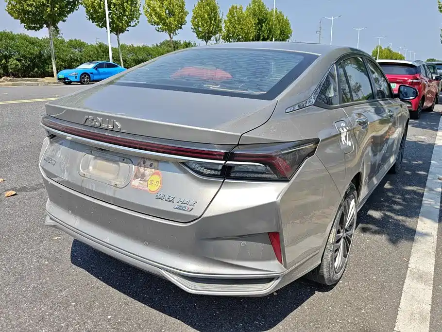 Dongfeng Aeolus Yixuan MAX 2022 2021 1.5T Trendy Dad Edition