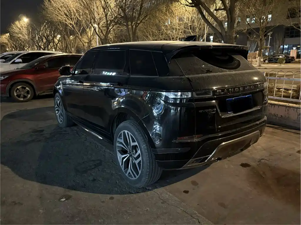 Land Rover Range Rover Evoque 2023 Range Rover Evoque L 249PS Luxury Edition фото 10