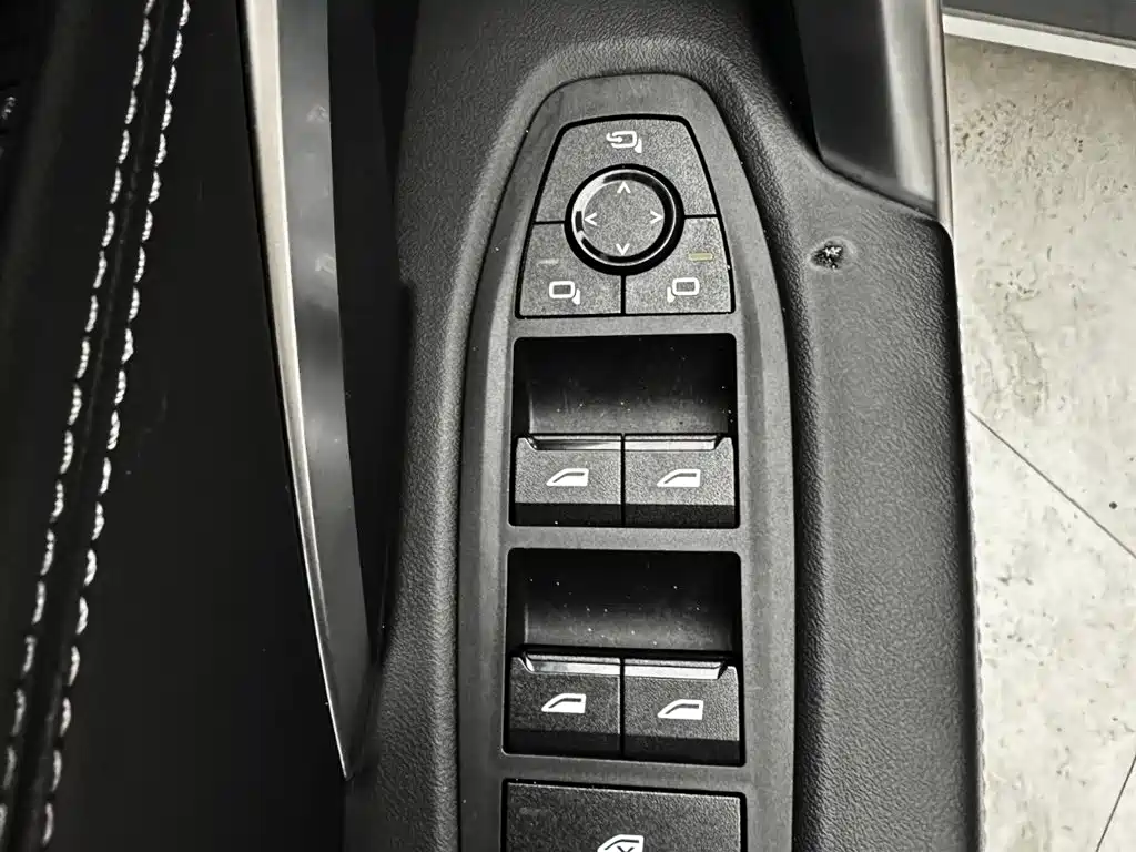 BMW X1 2023 sDrive20Li X Design Package фото 16