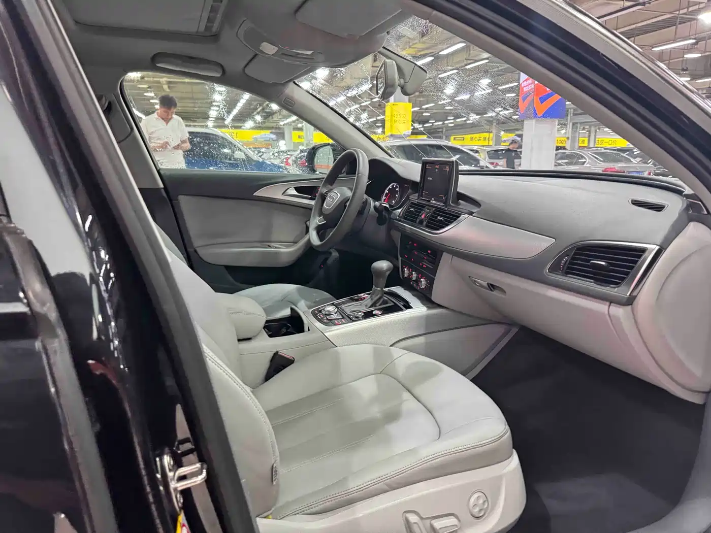 Audi A6L 2014 TFSI Standard фото 9