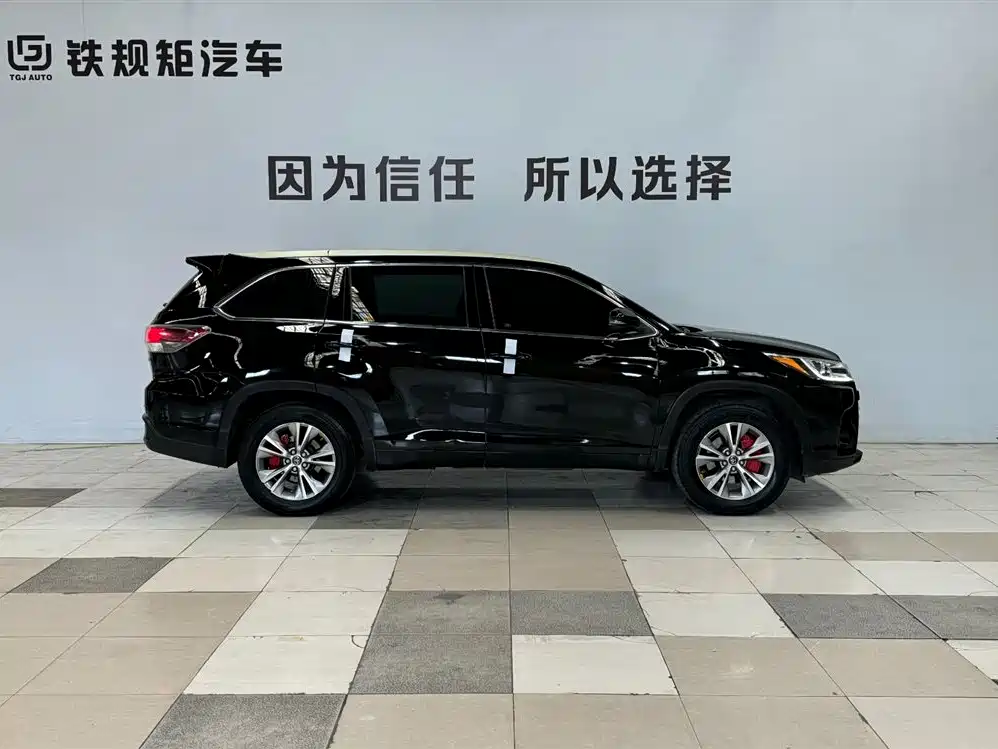 Toyota Highlander 2017 2.0T 4WD Elite 7-Seater фото 6