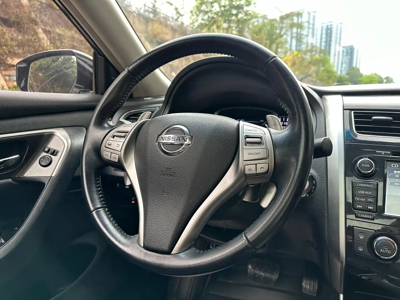 Nissan Teana 2014 Duke 2.5L XV-VIP Premium фото 18