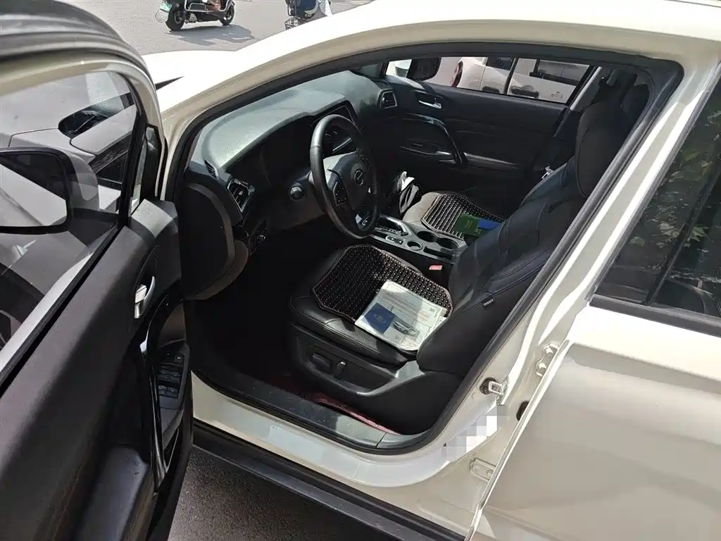 GAC Trumpchi Trumpchi GS4 2017 235T Automatic 2WD Luxury Smart Connected Edition фото 14