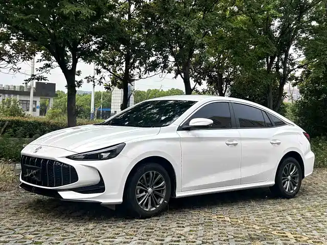 MG 5 2025 180DVVT Global Pioneer Edition