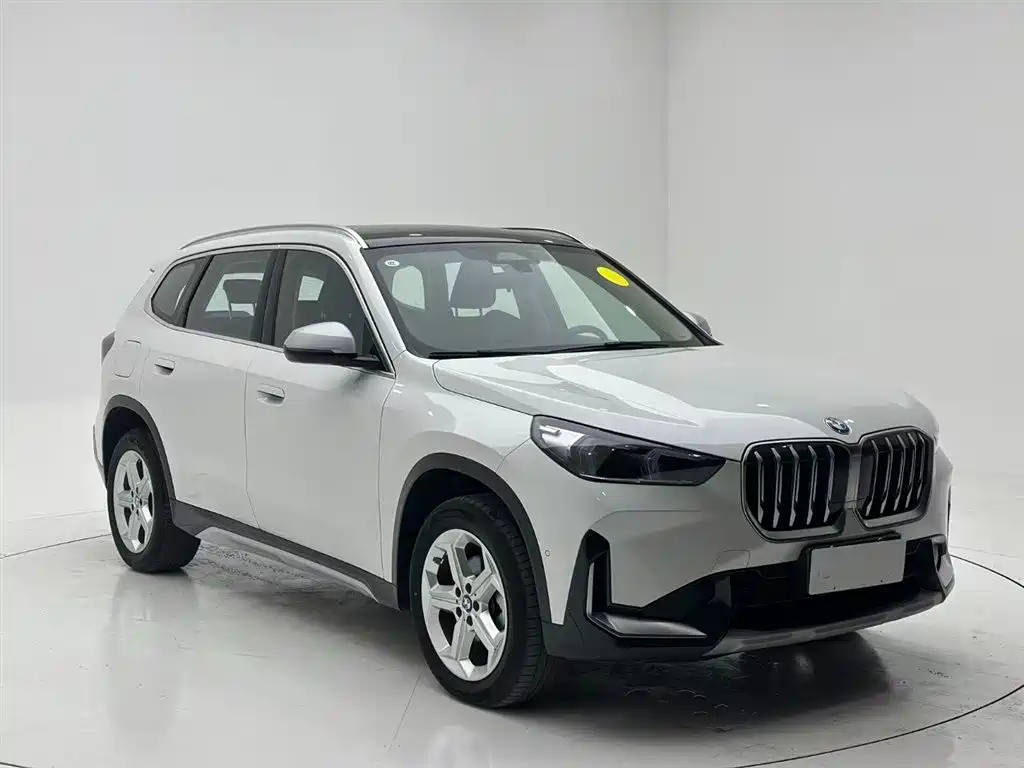 BMW X1 2023 sDrive20Li X Design Package фото 3