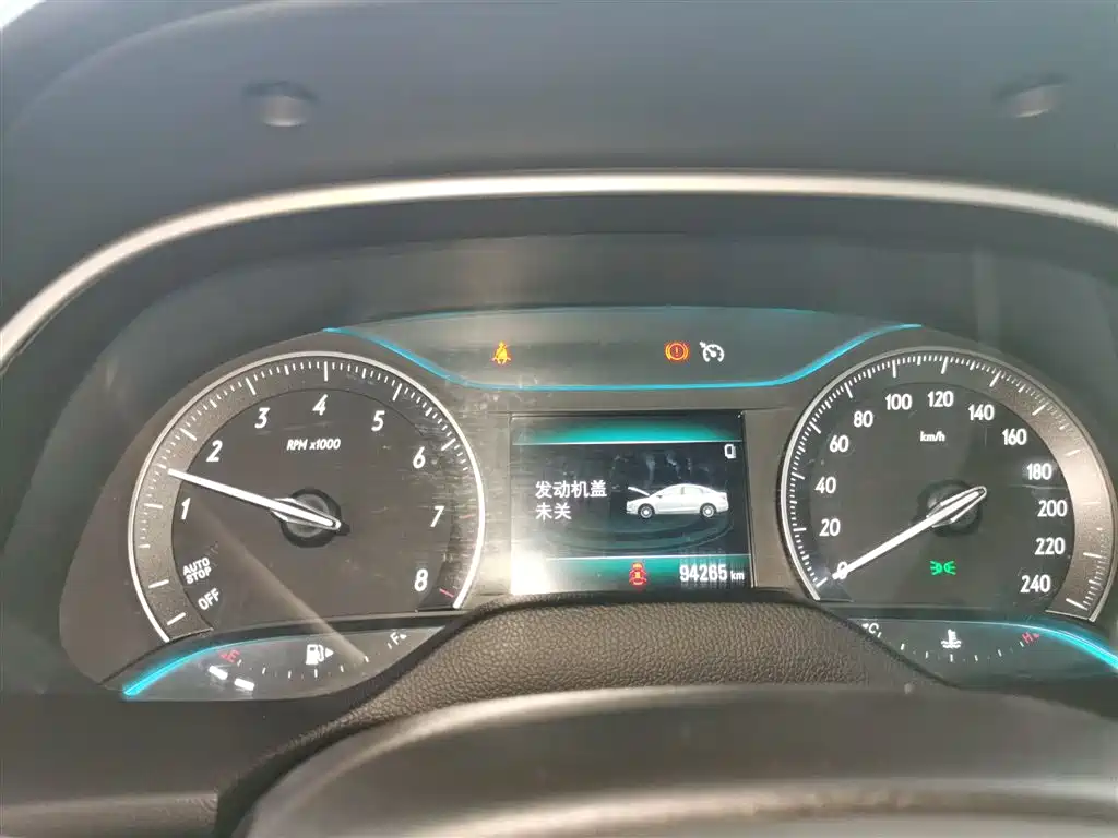 Buick Excelle 2019 15T DCT Connected Elite Type China VI фото 4