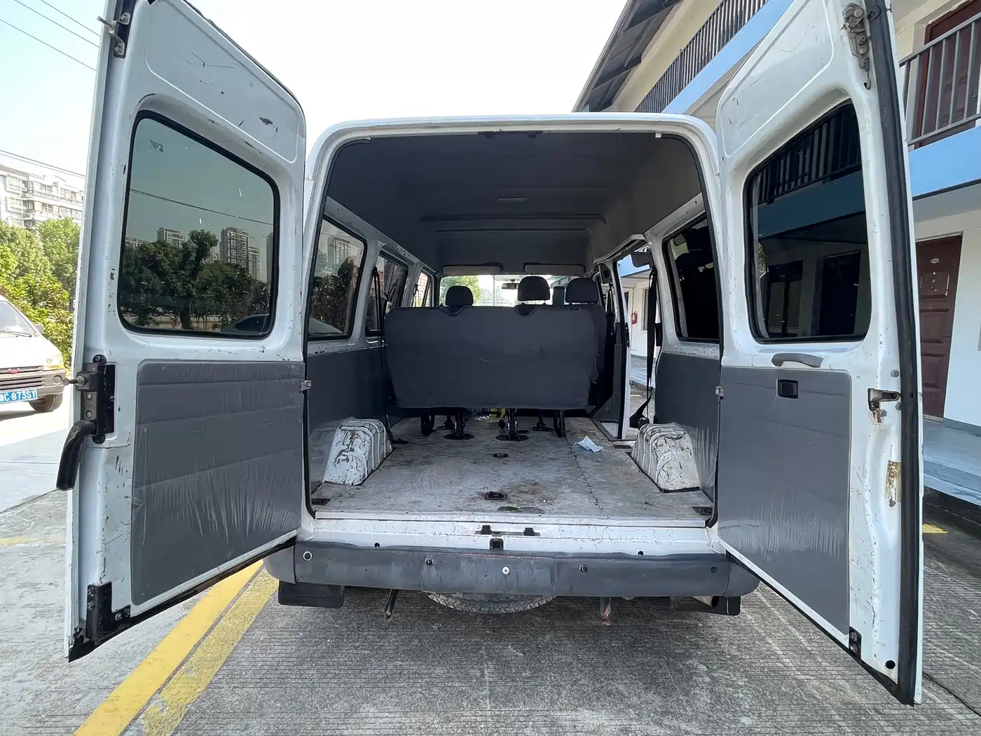 Ford Classic Transit 2014 2013 2.8T Diesel Standard Short Wheelbase Medium Roof JX493ZLQ3A