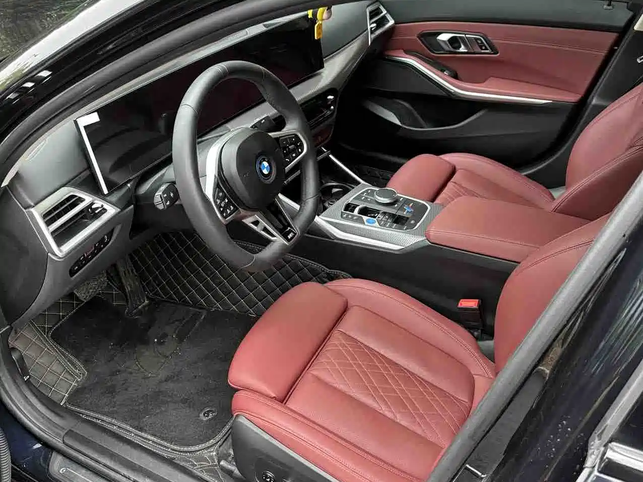 BMW i3 2025 eDrive 40 L Shadow Night Sport Package фото 9
