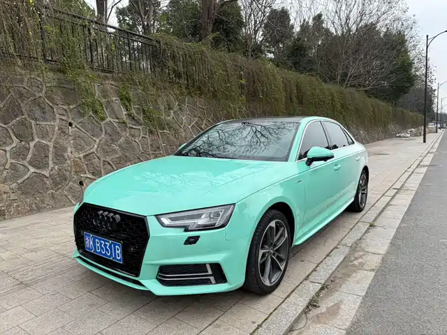 AUDI A4L