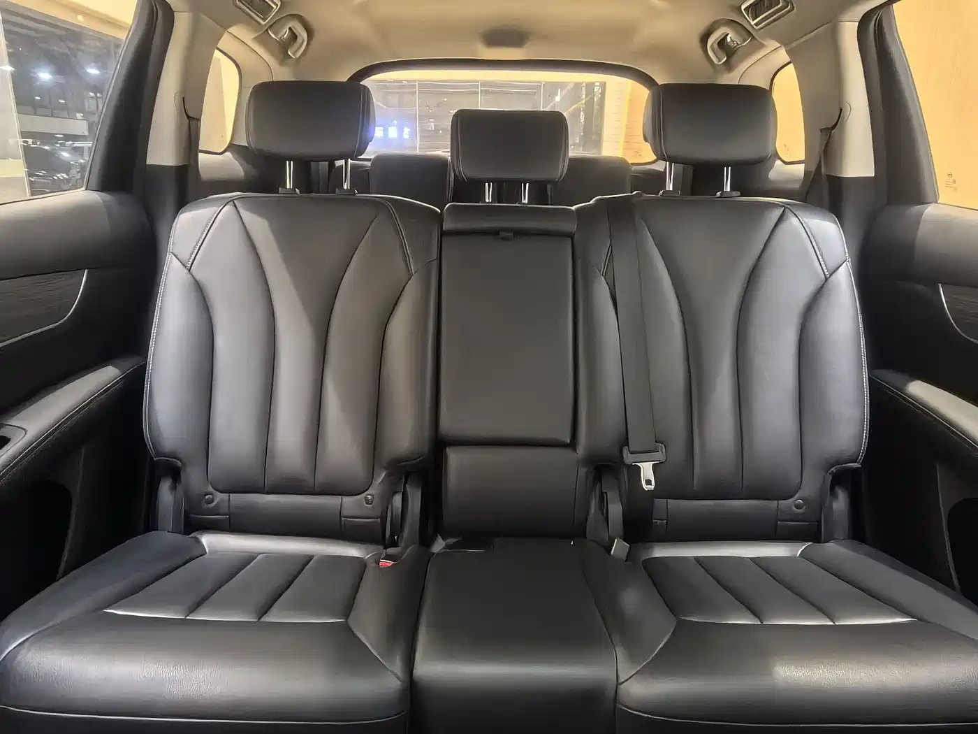BYD Song MAX New Energy 2019 DM 1.5T Smart Connect Advance 7-seater China VI фото 12