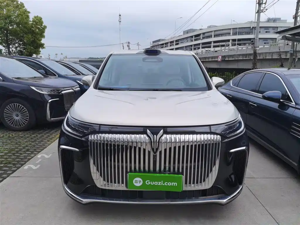 Voyah Auto Voyah Dreamer 2025 PHEV AWD Flagship Qian Kun Edition фото 3