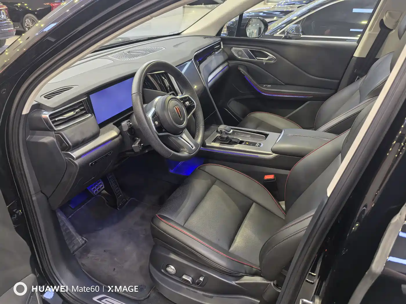 Hongqi HS7 PHEV 2026 2025 2.0T PHEV 4WD 2 Million Units Anniversary Edition (7-seater)