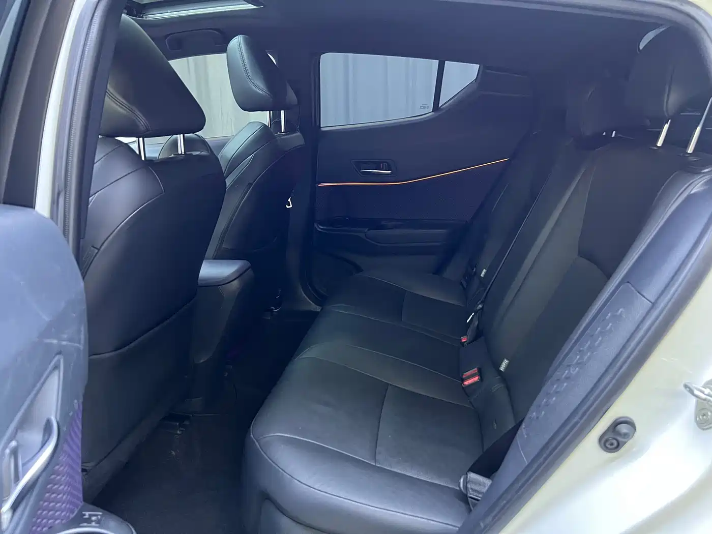 Toyota IZOA 2020 2.0L Yi Chi Edition фото 17