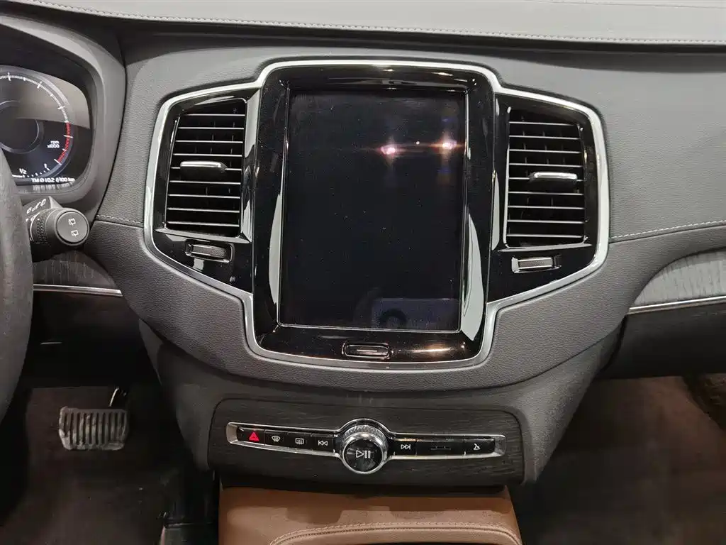 Volvo XC90 2022 B6 Smart Elegance Luxury 7-Seater фото 12
