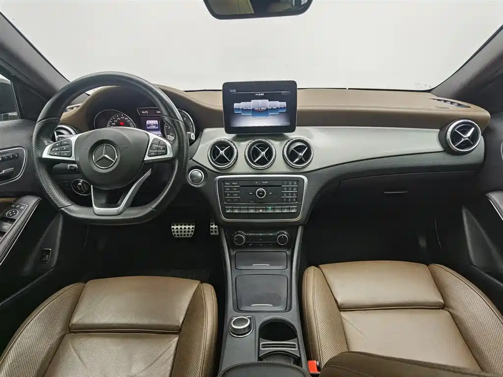 Mercedes-Benz GLA 2016 GLA 260 4MATIC Sport фото 5