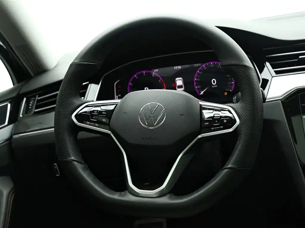 Volkswagen Magotan 2023 Model 2 Million Commemorative Edition 330TSI DSG Luxury фото 15