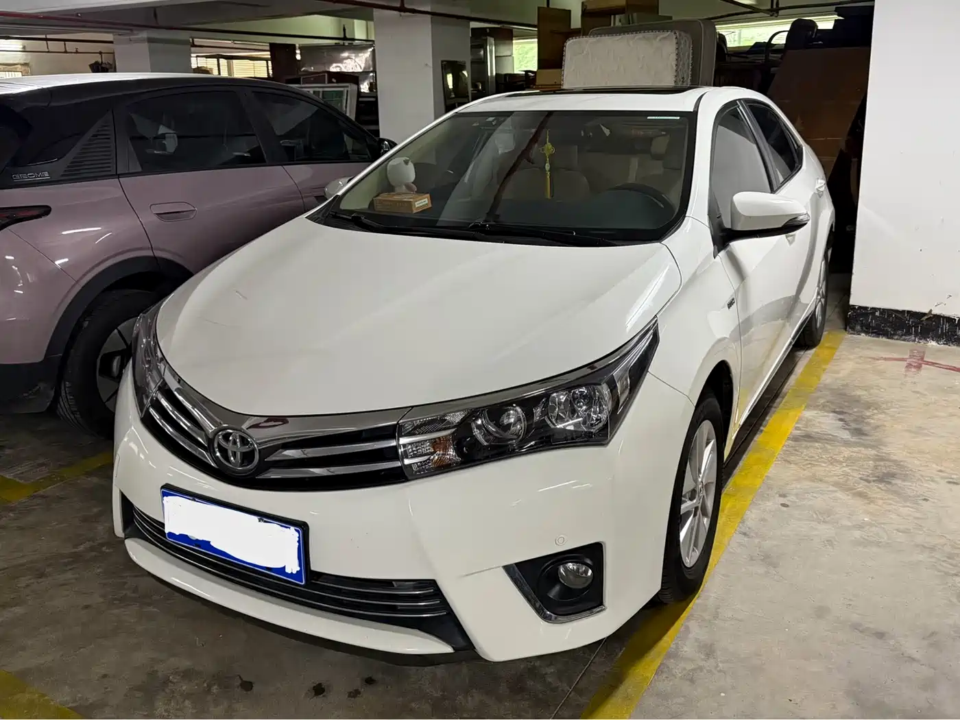 Toyota Corolla 2014 1.6L CVT GL-i фото 10