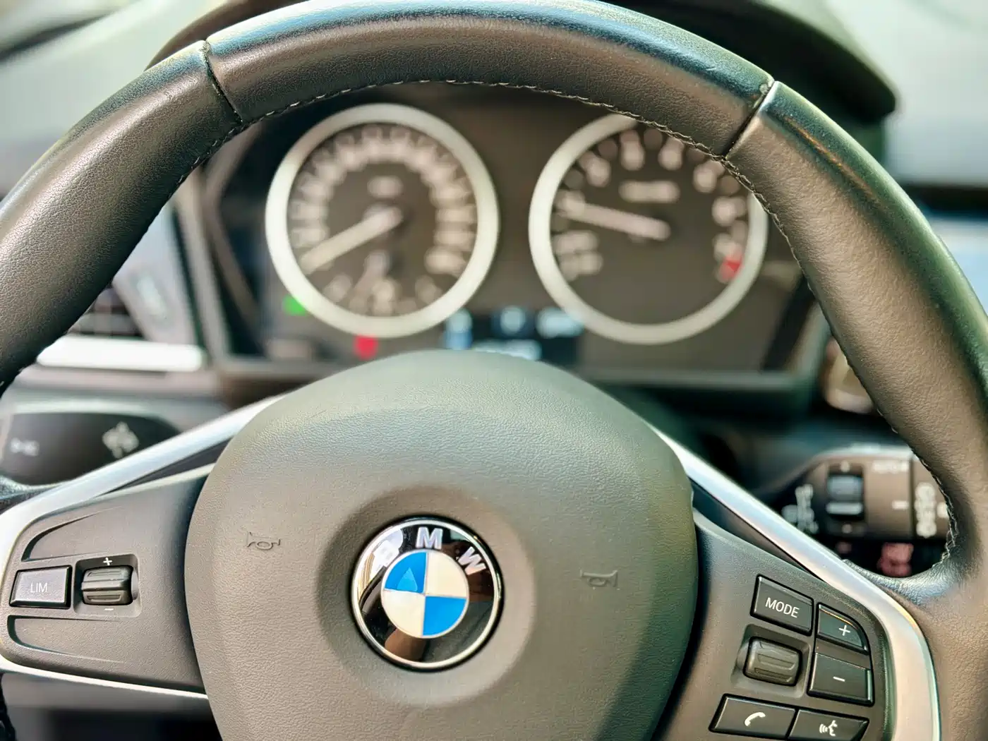 BMW 2 Series Tourer (Import) 2015 2014 220i Luxury Design Package