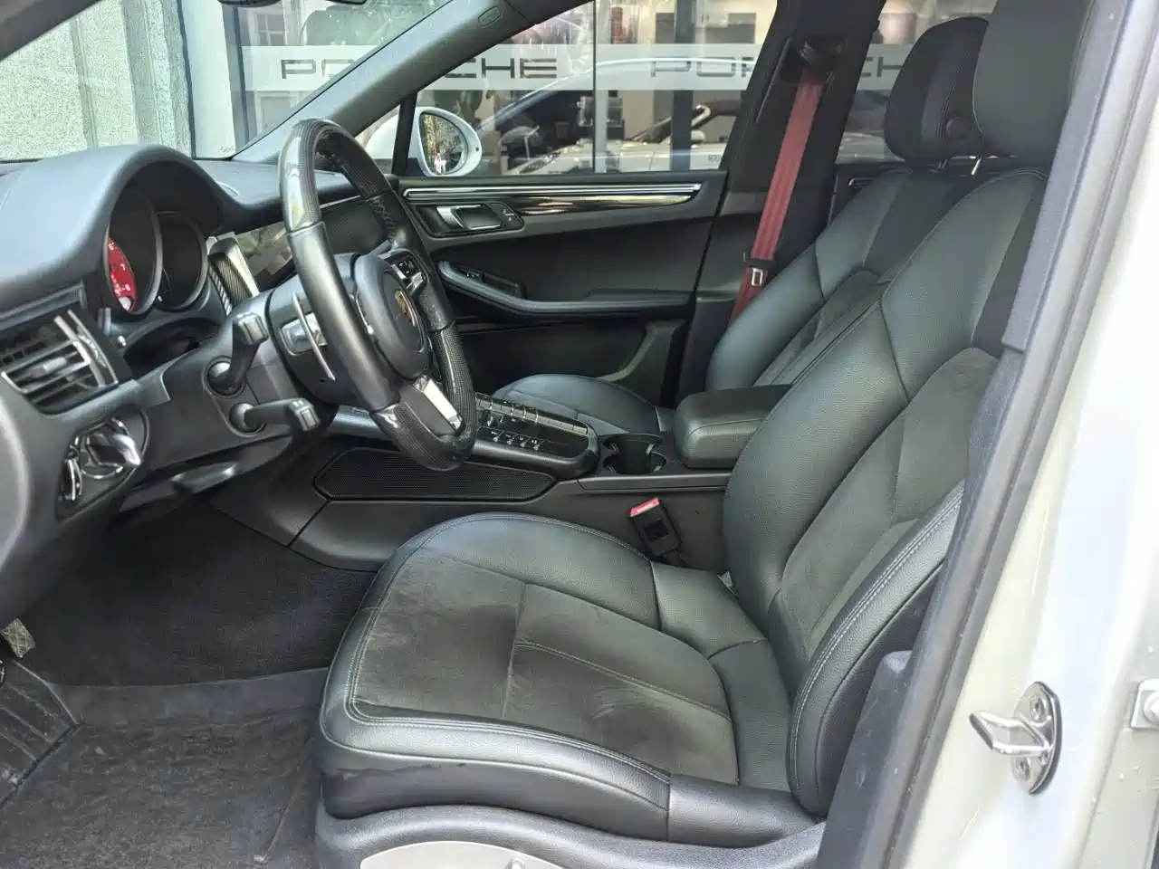 Porsche Macan 2021 Macan S 3.0T фото 9
