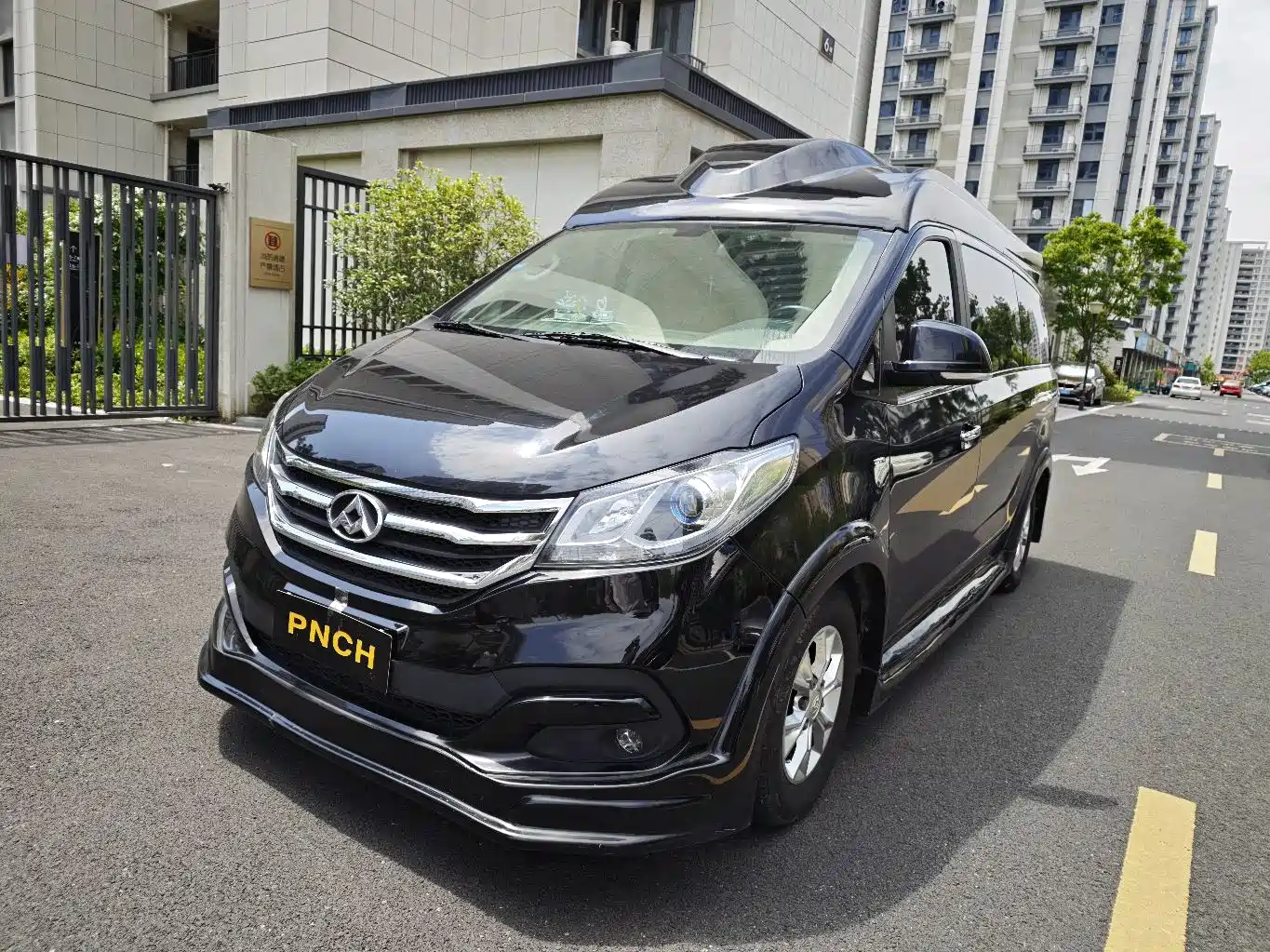 SAIC Maxus Maxus G10 2016 2014 Model Year 2.0T Auto Executive