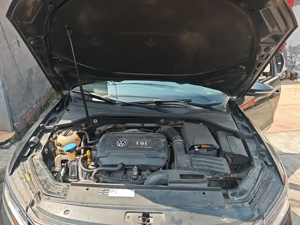 Volkswagen Passat 2017 330TSI DSG Prestige фото 20