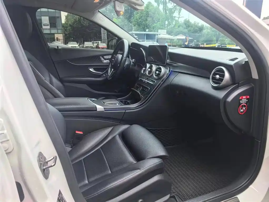 Mercedes-Benz C-Class (Import) 2019 C 260 Estate фото 16