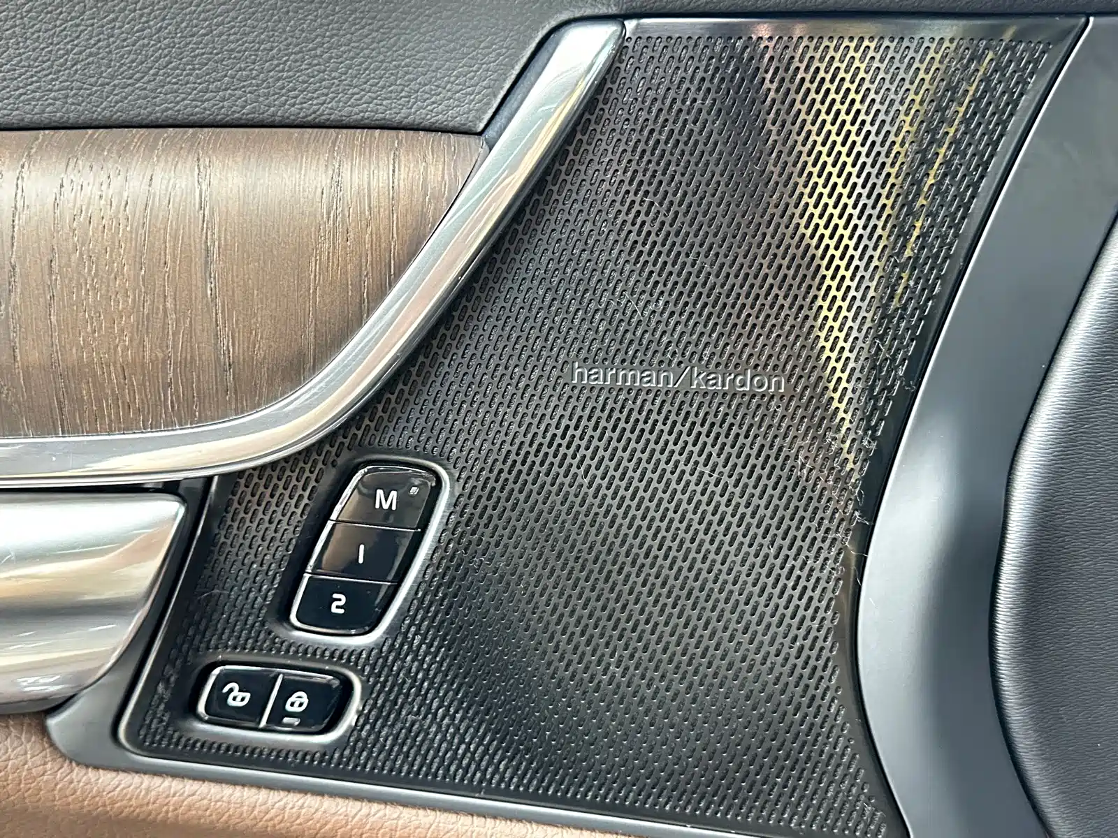Фото 18 - Volvo S90