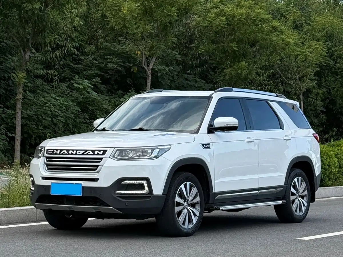 Changan CS95 2017 2017 2.0T FWD Zhitu Edition