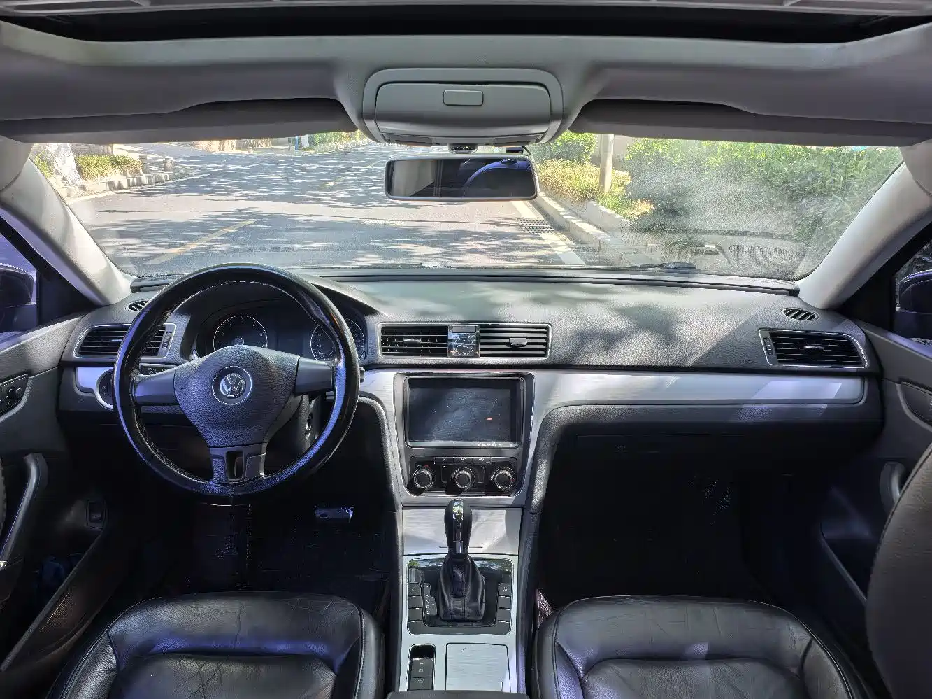 Photo 9 - Volkswagen Passat