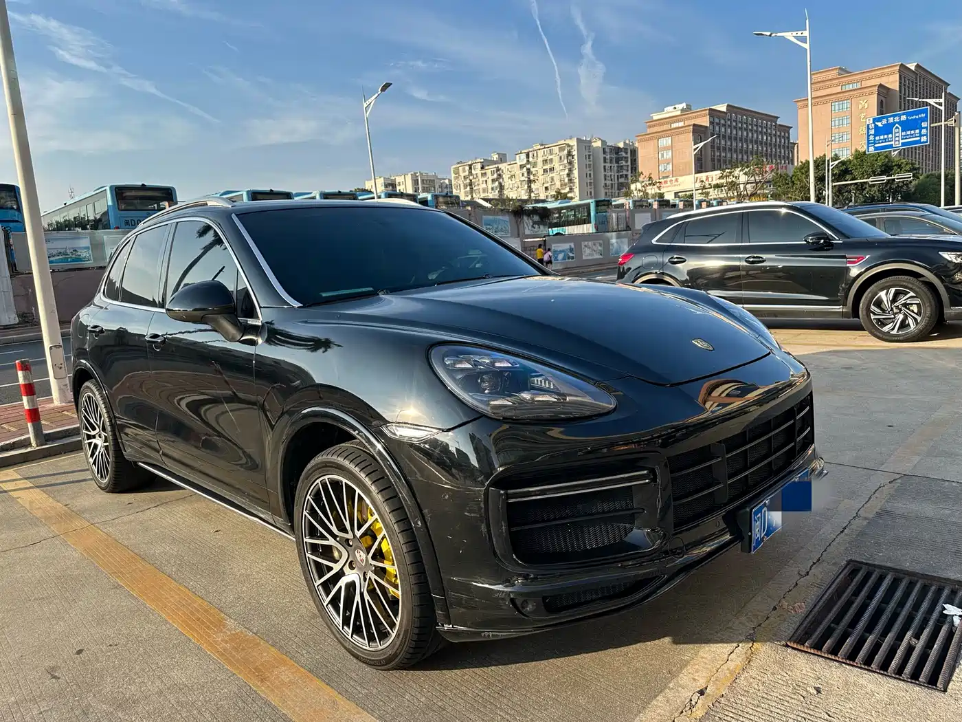 Porsche Cayenne 2011 Cayenne 3.0T фото 2