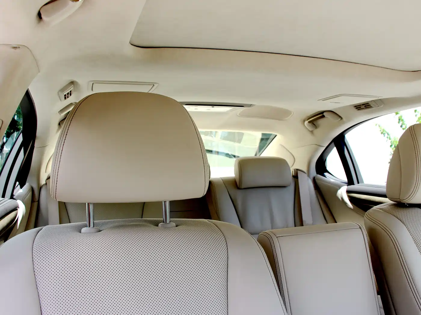 Фото 6 - Lexus LS