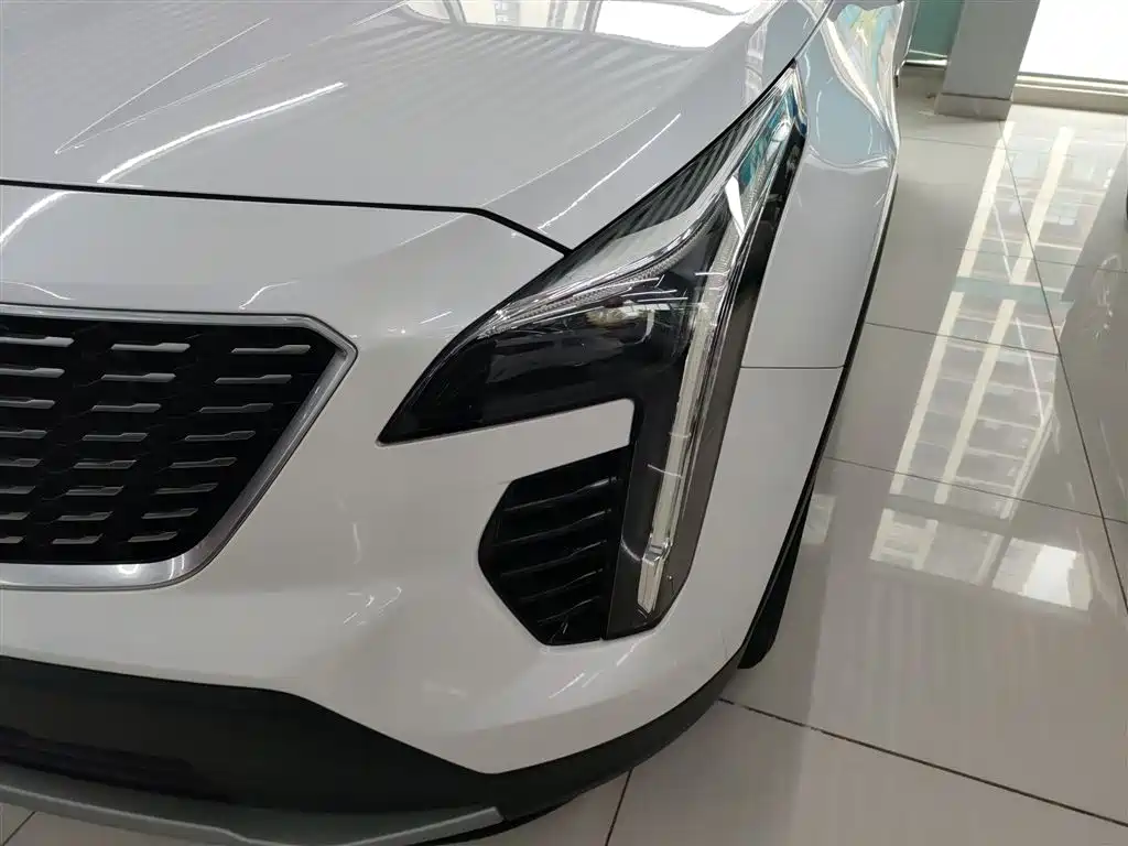 Cadillac XT4 2018 28T FWD Leading Edition фото 24