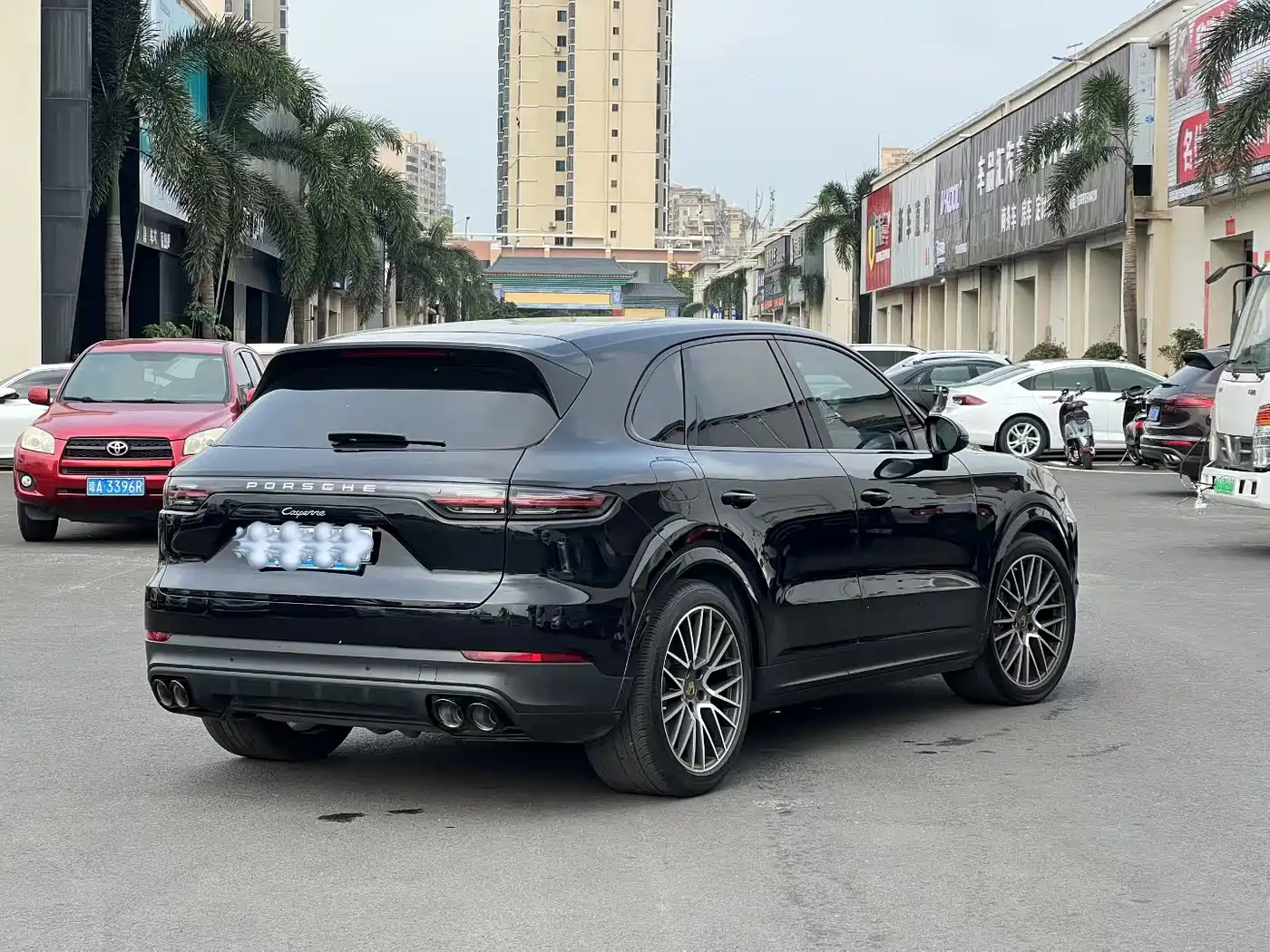 PORSCHE CAYENNE