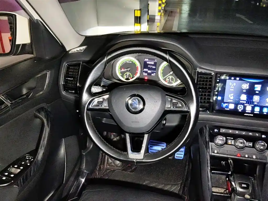Škoda Kodiaq 2017 TSI330 5-seater 2WD Luxury Edition фото 3