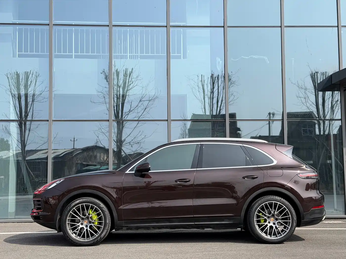 Porsche Cayenne New Energy 2019 Cayenne E-Hybrid 2.0T фото 3