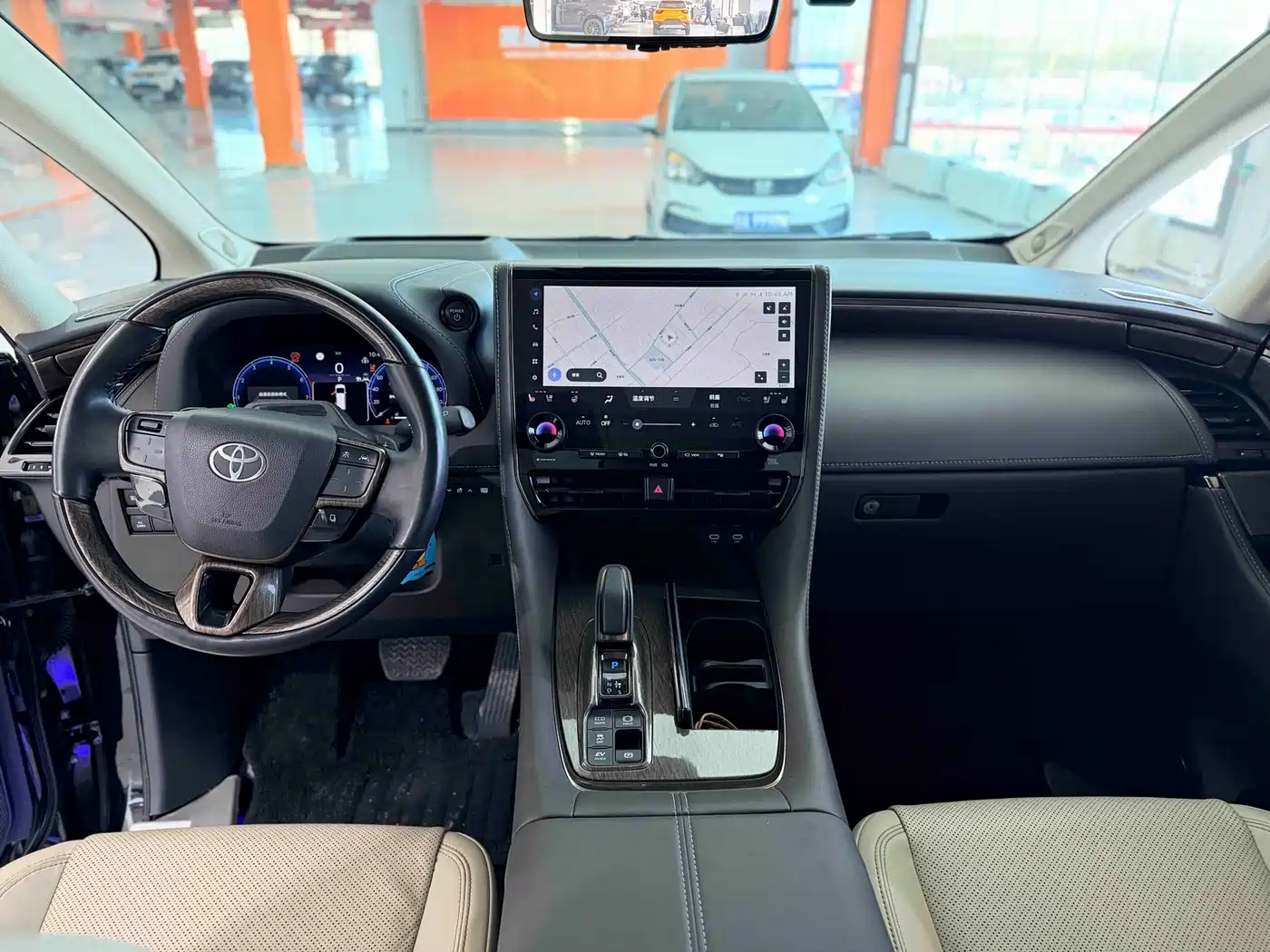 Toyota Alphard 2024 Hybrid 2.5L Ultimate Enjoyment Edition фото 9