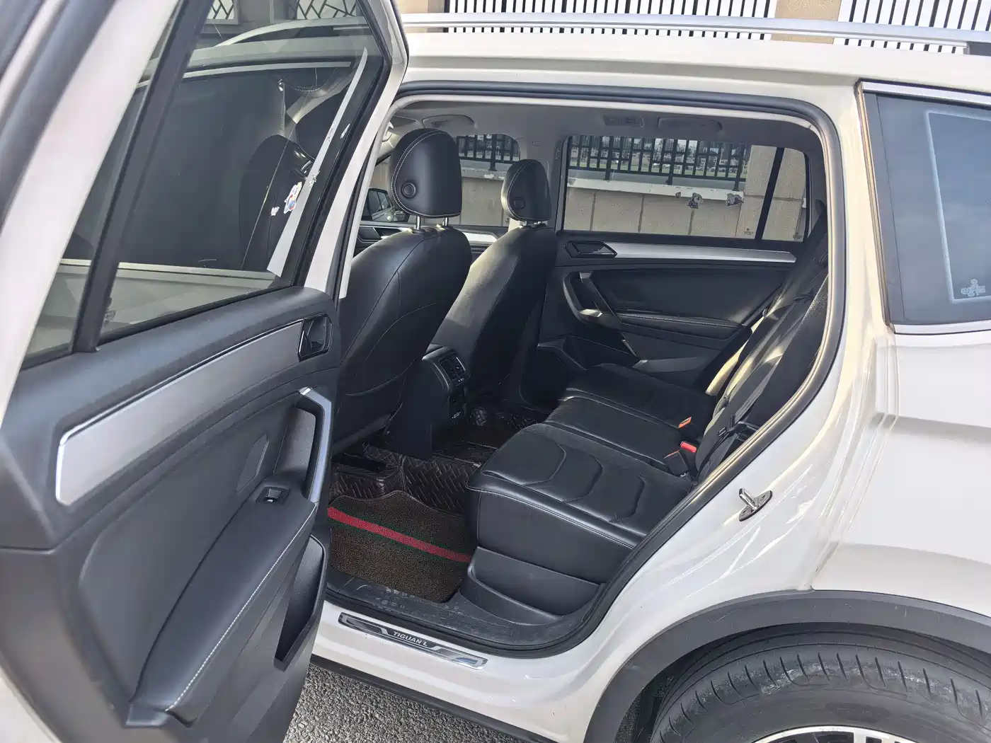 Volkswagen Tiguan L 2019 Facelift 330TSI Auto 2WD Panorama Comfort China VI фото 10