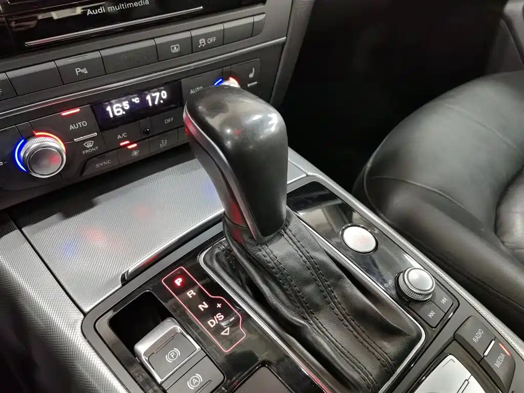 Audi A6L 2017 45 TFSI quattro Sport фото 13