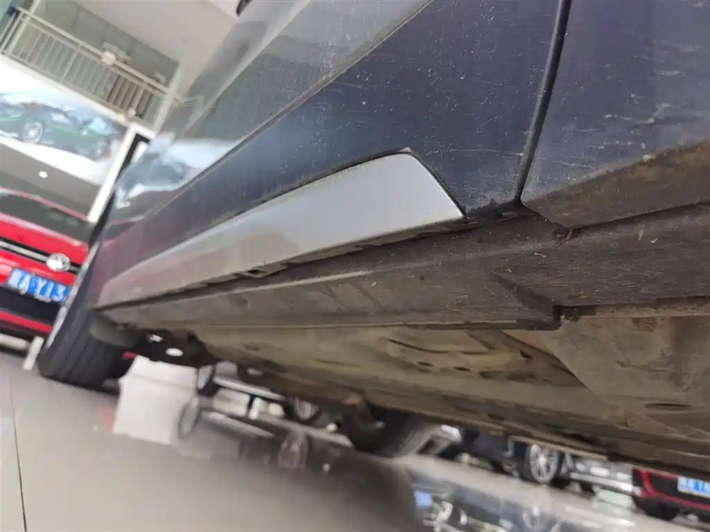Cadillac XT4 2018 28T FWD Leading Edition фото 21