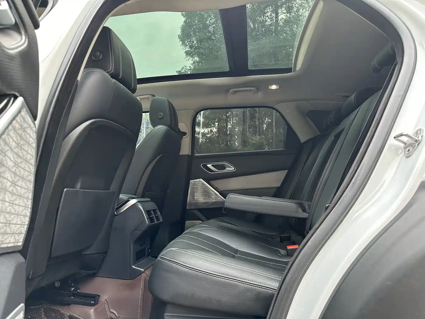 Land Rover Range Rover Velar 2019 380PS R-DYNAMIC SE фото 8