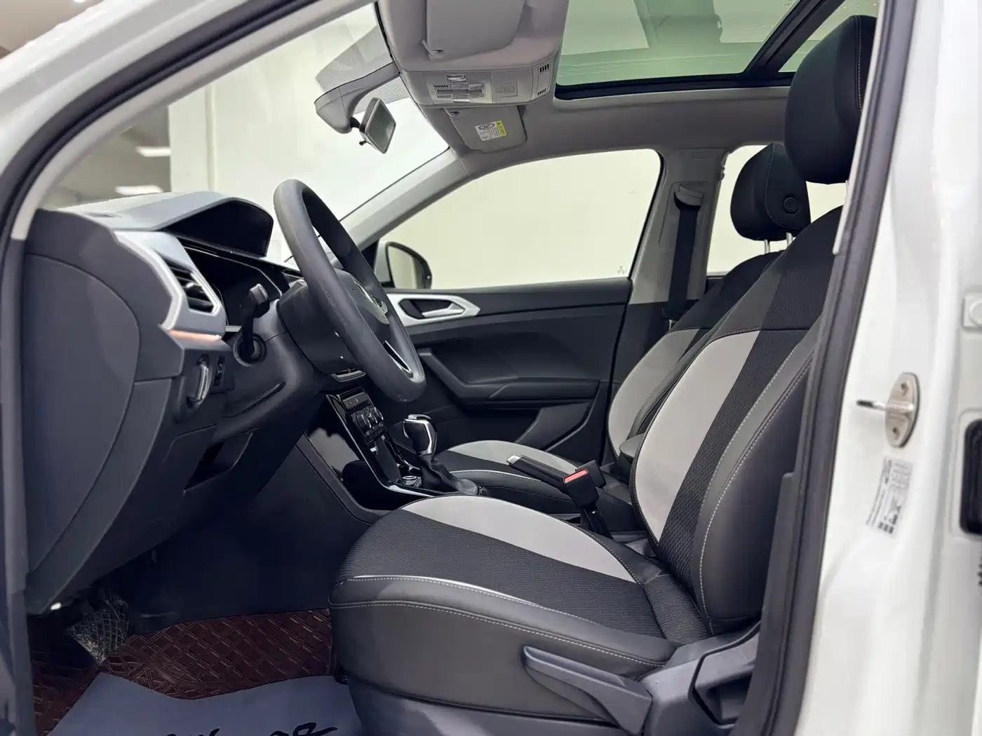 VOLKSWAGEN EXPLORING THE SHADOW