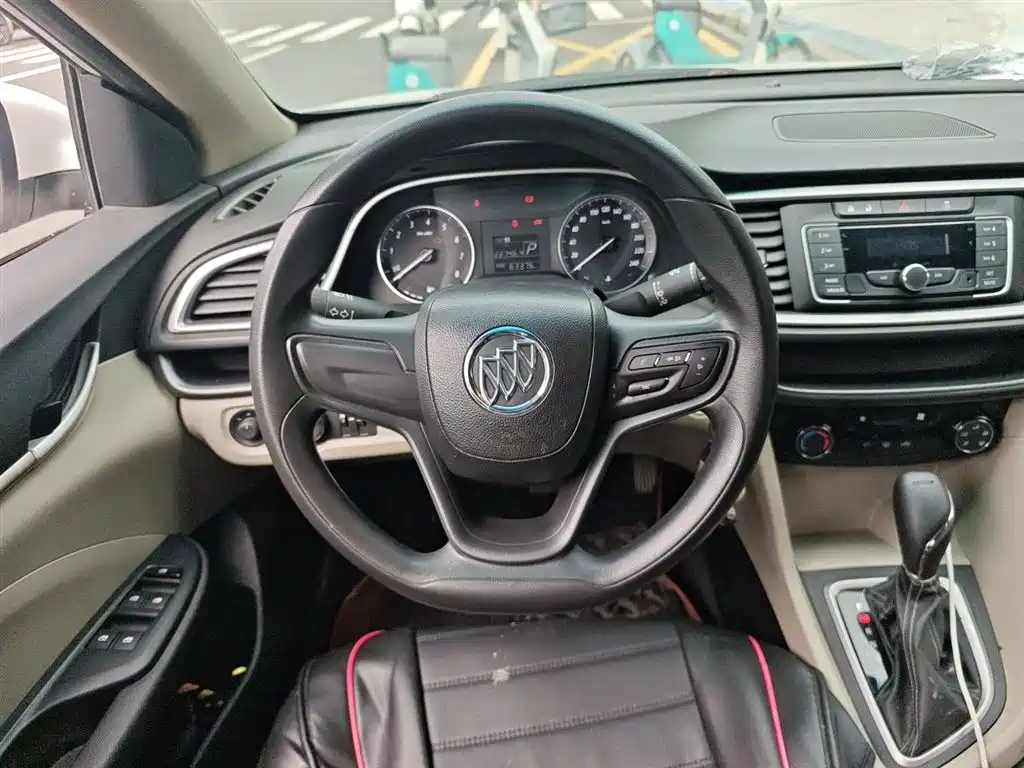 Buick Excelle 2018 15T DCT Progressive (China V) фото 3