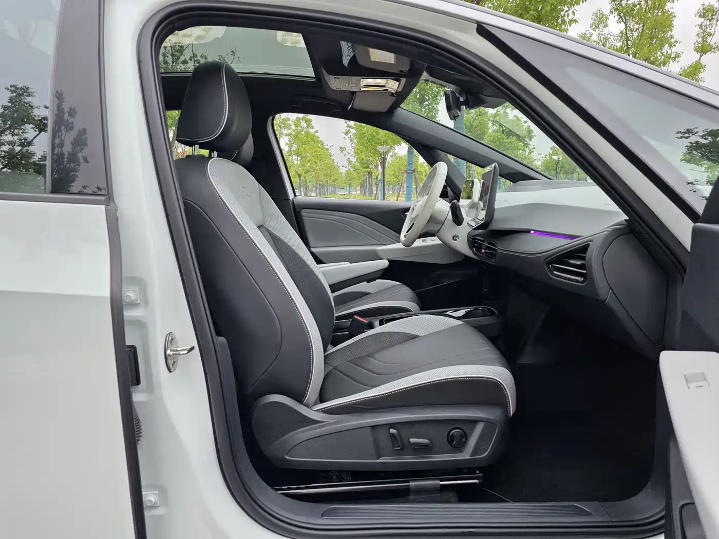 Volkswagen ID.3 2025 Smart Edition Ultimate Intelligence Oxygen Version фото 12